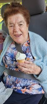 Congratulations to Clare Boyce awarded December Flower of the Month. Clare  is a valued member of the clinical team who undertakes various roles in our  business. Clare received a $100 Cowra Cash