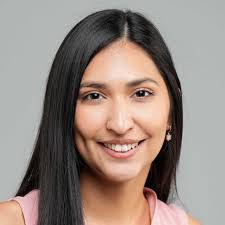 Karla Portillo's Instagram, Twitter & Facebook