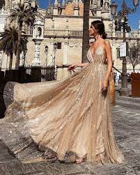 Maybe you would like to learn more about one of these? Die 13 Besten Ideen Zu Trend Goldenes Brautkleid Brautkleid Braut Hochzeitskleid