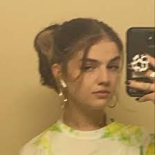 Sophia Penn's Instagram, Twitter & Facebook