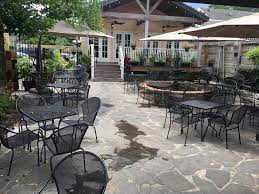 Bayou Wine Garden Is A Neighborhood Wine Bar And Kitchen With Rustic Southern Eats Located At 315 N Rendon St New Orleans La Beer Garden New Orleans Orleans