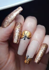 If you are looking autumn nail art design browse our gallery and get ideas! 22 Stunning Fall Nail Ideas For Autumn 2020 Gold Glitter Pumpkin