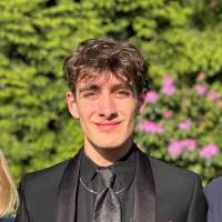 2900+ "Gavin." profiles