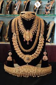 best bridal jewellery set for rent near me
