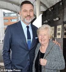 And now bruce greenwood and david walliams are having a seat. David Walliams On Simon Cowell His Beloved Mum And Meeting The Queen Express Digest