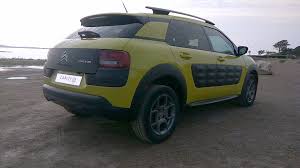 Even taller adults won't feel cramped in the front of the c4 cactus, thanks to plenty of head and leg room. Auto Tuning Styling Citroen C4 Cactus 5 Ampoules Led Blanc Plafonnier Coffre Boite Gants Sols Tapis Lichter Leuchten Lichter Leuchten Auto Motorrad Teile