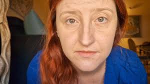 Zdarza się, że wyrastamy z pewnych ram i że to, co robiliśmy kiedyś, już  nie wystarcza. Nie wyraża już nas lub jest za małe, by czule nas objąć.,  Tak też było z tym blogiem, dlatego poszerzyłam jego ...