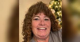 Shelly Gleason's Instagram, Twitter & Facebook