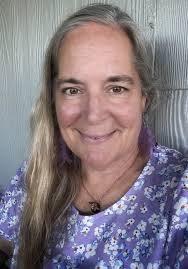 Wishing you all a moment of stillness and beauty today—just like this one.  As the sun rose behind a sprawling oak, bluebonnets—Texas' beloved state  flower—shimmered like stars scattered across the land. Their