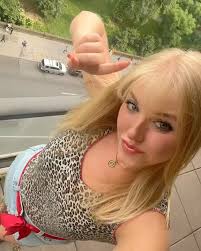 So grateful to have met so many of you ❤️ @tiktok had me at their offices  in LA to perform live, they put my music in front of millions, and they  brought me right in front of you creating a thriving ...