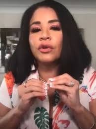 Caroline Sandoval's Instagram, Twitter & Facebook