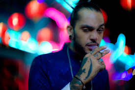 The Leica Noctilux 0.95 Unplugged by Kristian Dowling