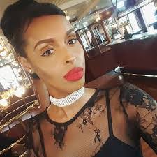 Muna Jama's Instagram, Twitter & Facebook