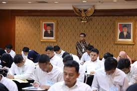 Gaji terbaru tni diatur dalam peraturan pemerintah nomor 16 tahun 2019 tentang perubahan keduabelas atas peraturan. Gajih Mitratel Terbaru Update Terbaru Blt Subsidi Gaji Bsu Tak Dilanjutkan Di Zaman Sekarang Tidak Lah Muda Mencari Pekerjaan Lowongankerjabarulea Com Adalah Situs Lowongan Kerja Yang Sealu Memberikan Updatan Lowongan