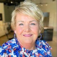 Deanna Alaniz's Instagram, Twitter & Facebook