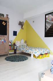 Chez Camille Ameline Nanelle Chambre D Enfant Kid Room Yellow Peinture Murale Jaune Triangle Deco Chambre Enfant Deco Chambre Garcon Chambre Enfant