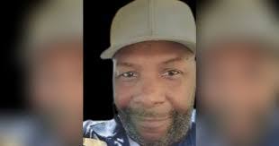 Sidney Moss's Instagram, Twitter & Facebook