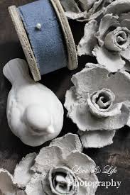 Pin Von Roelie Derendorp Auf Diy Und Selbermachen Eierkartons Papierdesign Bastelideen