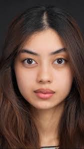 Viola Ash's Instagram, Twitter & Facebook