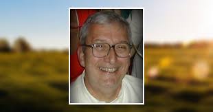 Scott Michalowski's Instagram, Twitter & Facebook