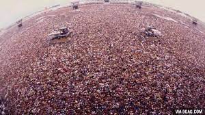 Metallica live at tushino airfield moscow russia 1991 full tv report.mp3. Picture Of The Crowd At Metallica S 1991 Concert In Moscow It Is Estimated Somewhere Around 1 5 Million Were In Attendance Metallica The Black Crowes Concert
