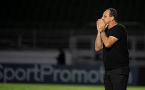 O flamengo venceu seu oitavo título brasileiro sob o comando do treinador rogério ceni. Nao E Como No Fortaleza Diz Rogerio Ceni Ao Falar Sobre Evolucao Do Flamengo