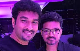 Dr vivek bindra एक indian motivational speaker है। उनकी inspiration से हमे अपने goal को achieve करने की प्रेरणा मिलती है। Lyricist Vivek To Fans Of Vijay And Ajith Thala And Thalapathy Don T Want You To Fight Cinema Express