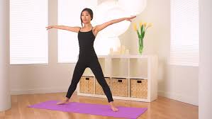 Kesungguhan dan kegigihan adalah harga untuk dibayar untuk mendapat tubuh yang diidamkan. 5 Gerakan Yoga Untuk Menurunkan Berat Badan Cukup 10 Menit