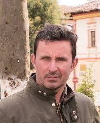 Ewan Ross's Instagram, Twitter & Facebook