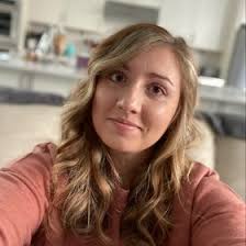 Caitlin Geiger's Instagram, Twitter & Facebook