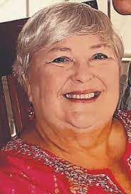 Mary Doering's Instagram, Twitter & Facebook