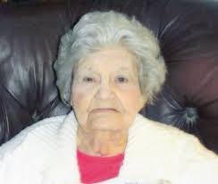 Violet Ross's Instagram, Twitter & Facebook