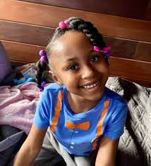 Jada Moore's Instagram, Twitter & Facebook