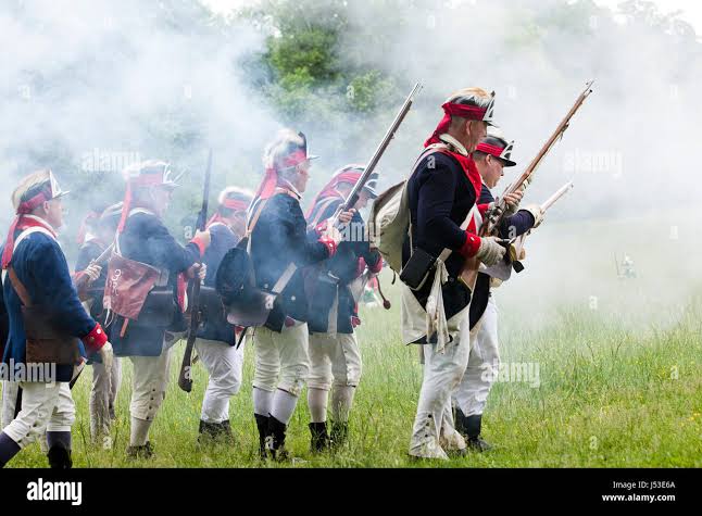 Firing line of American soldiers in the American Revolutionary War  reenactment at Mount Vernon - Virginia USA Stock Photo - Alamy