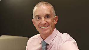 Fighting intensifies in dental group