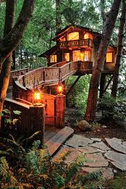 A treehouse hotel is great for glamping, and can have more spacious rentals if you're in search of family tree houses. 10 Tree Houses With Breathtaking Views Of Nature Arch2o Com