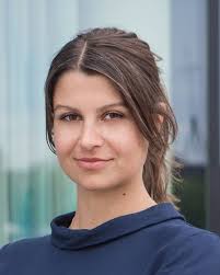 Laura Klippel's Instagram, Twitter & Facebook