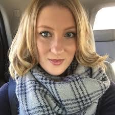 Daphne Waller's Instagram, Twitter & Facebook