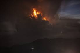 Taal Volcano Explosive Eruption Warning Issued As Lava Gushes From Volcano In Philippines The Independent The Independent