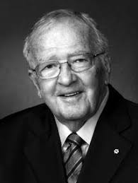 Convocation May 2004