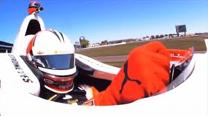 The armor all gold coast 600 include several actions in honor to british driver, who also was invited to the race. Helio Castroneves Walks Away From Horrifying Crash In Indy 500 Practice For The Win