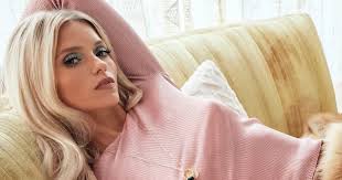 Abbey Lee Serves Major Retro Glamour via the September 2025 Covers of Vogue  Australia