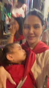 E đã dạt nhà lên Cửa Bắc và con em đã ngủ, cả nhà lên đây em nằm giữ chỗ  cho hẹ hẹ