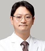 Dr. Yoon, Chang-Woon at View Plastic Surgery
