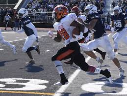 Berg derails Marietta, 58-32