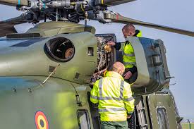 De belgische militair, op wie wekenlang een klopjacht is gemaakt, heeft zich vermoedelijk zelf om het leven gebracht met een vuurwapen. Belgian Air Force Beitrage Facebook