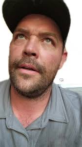 #greenscreen @tabitha.bryan hello there #bed🦿fferent #amputee  #bluecollarruffnecks