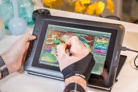 10 Rekomendasi Tablet Gambar Terbaik Untuk Para Desainer