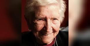 Nell Rivers's Instagram, Twitter & Facebook