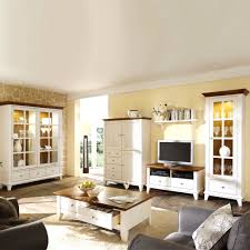 Uncategorized K U00fchles Wohnzimmer Braun Beige Einrichten Landhausstil Wohnzimmer Wohnzimmer Braun Wohnzimmermobel